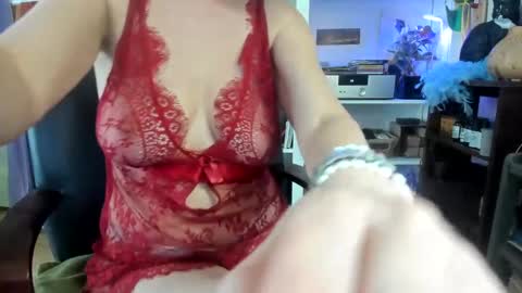 some call me djcatnips some call me CC but i love it when you call me miss catnips  online show from February 6, 9:28 pm