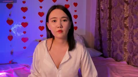 Eli  online show from March 12, 7:02 am