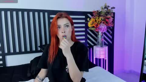 Snapshot of cattleya_veloza chatting on September 10, 9:48 pm Cattleya online show from September 10, 9:48 pm