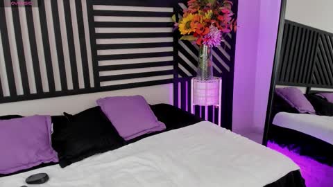 Snapshot of cattleya_veloza chatting on October 1, 10:26 pm Cattleya online show from October 1, 10:26 pm