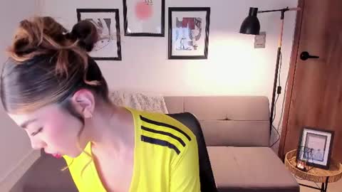 catvalentinee_ online show from June 26, 5:41 am