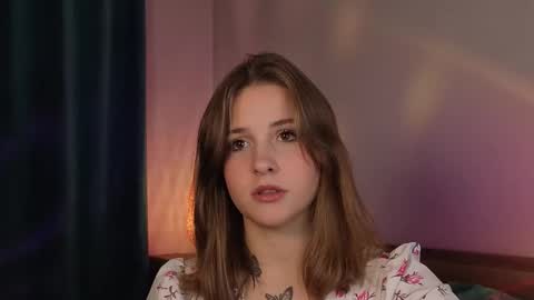 Lina  online show from January 31, 7:34 pm