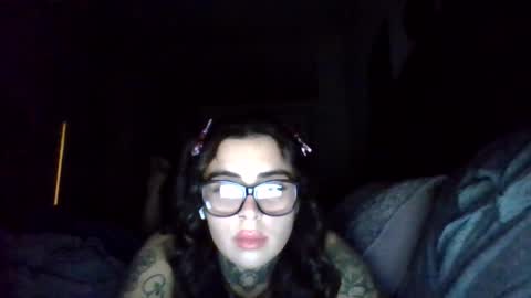 ceceluv27 online show from November 15, 1:39 am