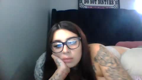 ceceluv27 online show from August 1, 10:45 pm