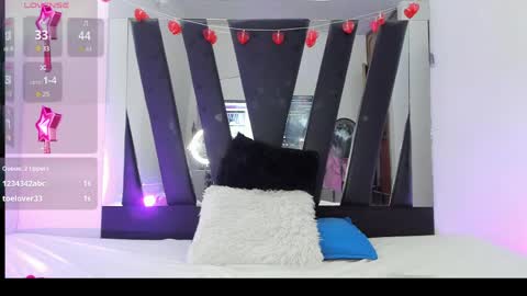 Mariana online show from March 31, 4:29 pm