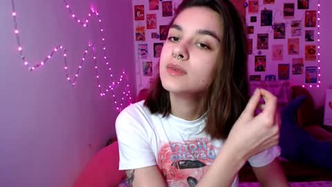  Celine  online show from January 7, 1:14 pm