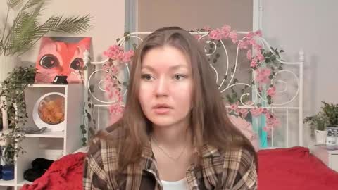 Nina online show from February 28, 8:30 pm