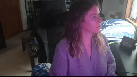 Marie online show from January 7, 3:48 pm