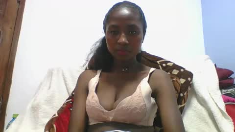 chantale483461 online show from March 1, 6:24 am