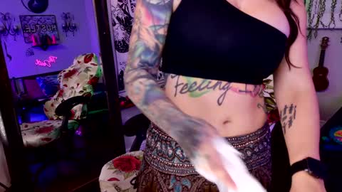 Charlette Webb online show from January 13, 3:34 am