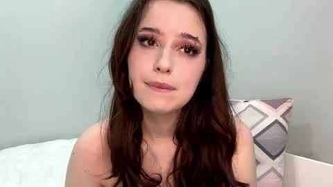 Freya online show from April 15, 6:19 pm