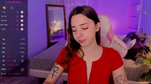 Charli online show from June 16, 8:15 am