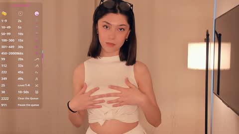 Yumi online show from January 10, 10:42 am