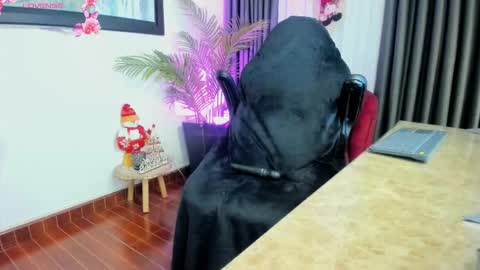 Charlote online show from November 21, 2:08 pm