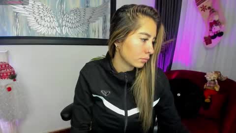 Charlote online show from November 24, 11:34 am