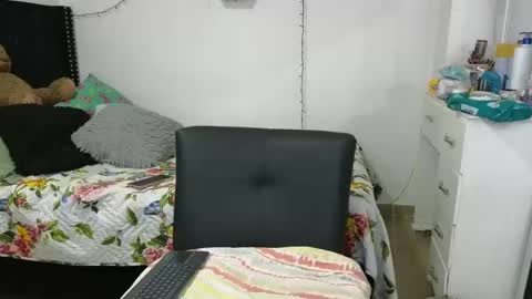 charlotte_027 online show from November 6, 3:12 am