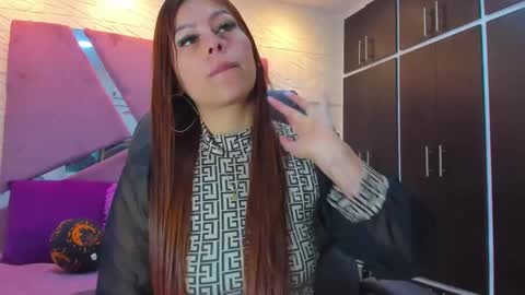 Charlotte Icee online show from November 21, 3:47 pm