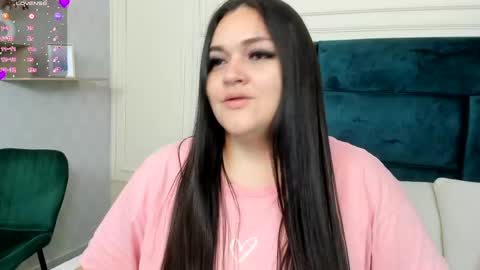 Charlotte Mayers online show from March 5, 11:17 am