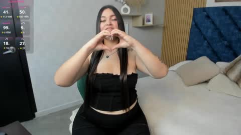 Charlotte Mayers online show from April 7, 12:07 pm