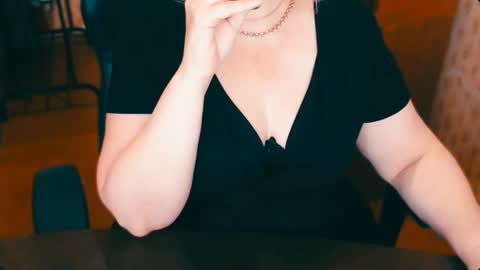 Snapshot of charlottextasty chatting on February 21, 10:07 am CharlotteXTasty online show from February 21, 10:07 am