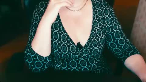 Snapshot of charlottextasty chatting on February 10, 10:42 am CharlotteXTasty online show from February 10, 10:42 am