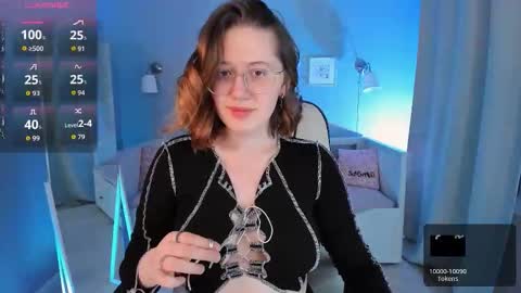 Snapshot of charmygrace chatting on October 10, 11:26 am Grace online show from October 10, 11:26 am