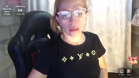 CHAYLA VICTORIA RUIZ  online show from March 15, 9:17 pm