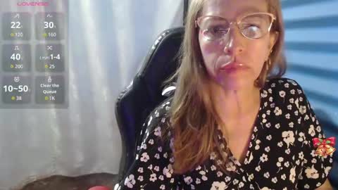 CHAYLA VICTORIA RUIZ  online show from April 12, 12:30 pm