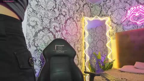 CHERRY  online show from December 19, 7:28 pm