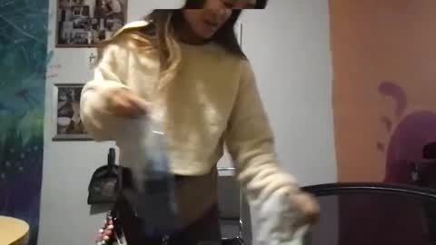 chellybear101 online show from December 29, 7:28 am