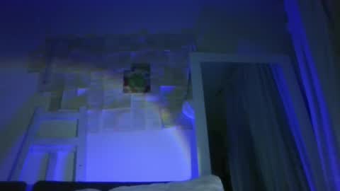 Allyss online show from September 23, 4:54 am