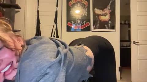 Cherry  online show from March 11, 12:15 am