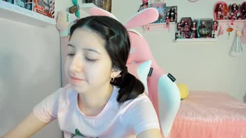 cherrycute666 online show from December 26, 11:35 pm