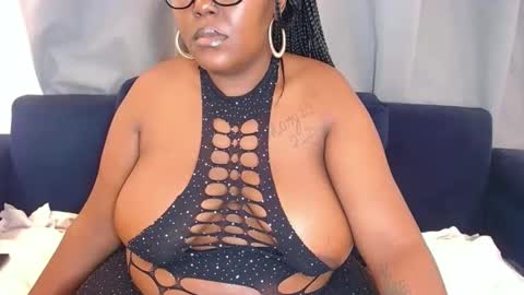 cherryyummy69 online show from October 24, 12:12 pm