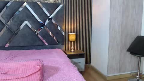 Cheryl online show from November 4, 3:55 am