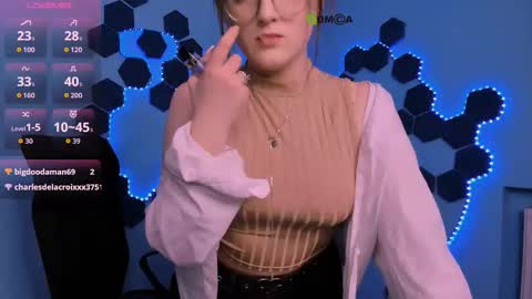 Your cutie online show from December 17, 9:30 pm