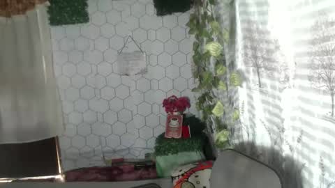 chescahotxxxl online show from September 11, 4:02 am