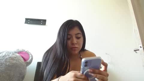 chloe_dolce online show from September 22, 3:10 pm