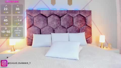 chloe_durand_ online show from October 11, 10:23 pm