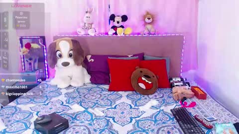 Chloe online show from October 10, 7:13 am