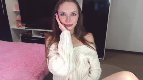 Snapshot of chloe_sunny chatting on September 23, 2:48 pm Chloe online show from September 23, 2:48 pm