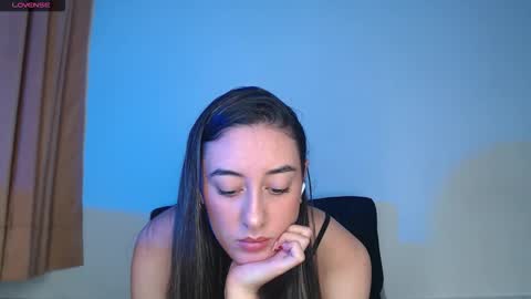 Chloe  online show from November 25, 8:09 pm