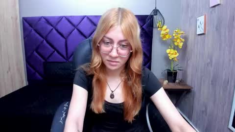 chloecampbell03 online show from October 20, 5:38 pm
