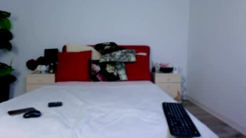 Chloe online show from April 2, 3:59 am