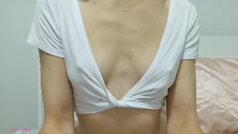 chloee__x online show from May 22, 10:46 am