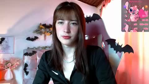 Chloe online show from October 19, 2:19 pm