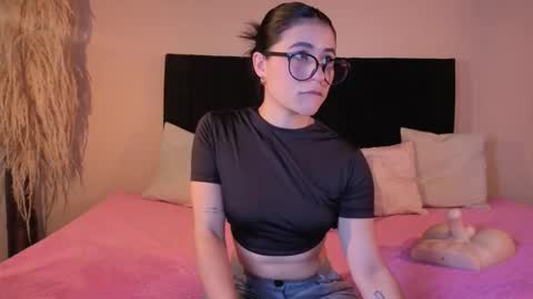 ChloeTurner  online show from November 23, 6:53 pm