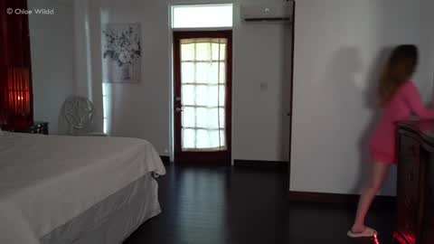 Chloe  online show from February 13, 8:43 pm