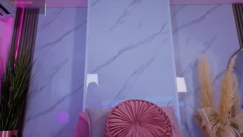 Snapshot of chlooee_ chatting on October 20, 1:08 am Chlooe online show from October 20, 1:08 am