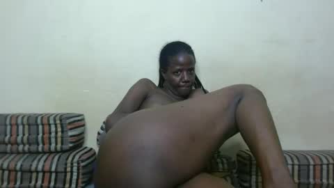 Snapshot of chocolatebony_ chatting on January 9, 10:31 pm chocolatebony_ online show from January 9, 10:31 pm